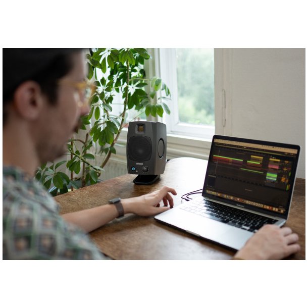 Adam Audio D3V White Active Desktop Monitors